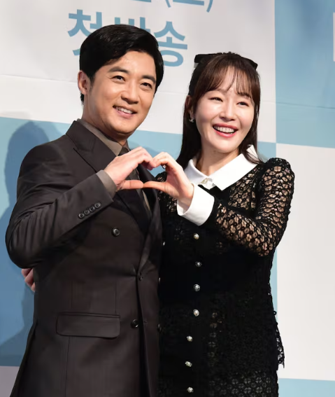 [SC리뷰] ‘독수리 5형제’ 엄지원, 안재욱의 간절한 소원 이뤘다…예상치 못한 임신에 시청률 23.6% 돌파 - sportstories.net | 스포츠 및 엔터테인먼트