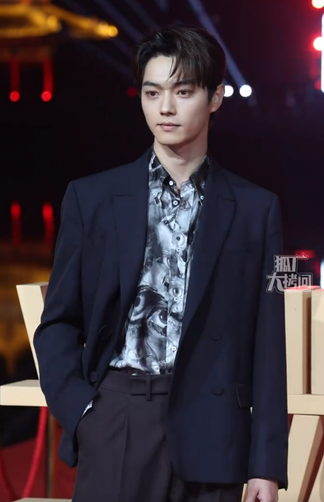 쉬카이(许凯), 새로운 도전에 직면해 실력으로 연예계 입지 다져야 - sportstories.net | 스포츠 및 엔터테인먼트